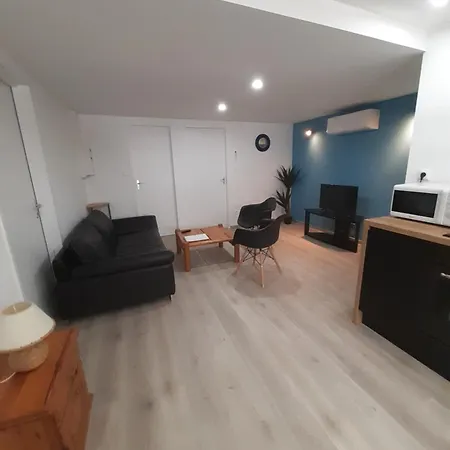 50m2 Rez De Chaussee En Plein Centre Garage Gratuit ולראס-פלאז'