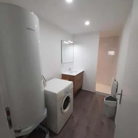 50m2 Rez De Chaussee En Plein Centre Garage Gratuit Apartment Valras-Plage